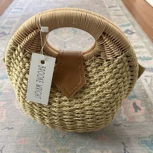 Brooke wright nwt straw handbag